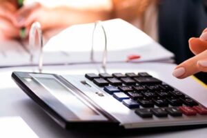 Si no sabes en qué consiste o cómo rellenar modelo 111, te resumimos los principales pasos y características