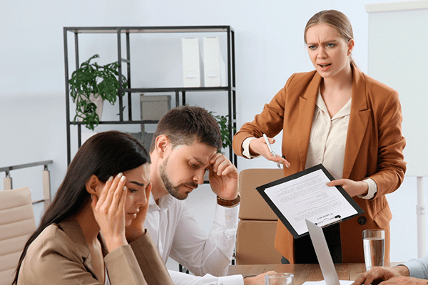 Estos son los tips que te ofrecemos para detectar cuán tóxico es el entorno laboral en el que te encuentras y cómo gestionarlo