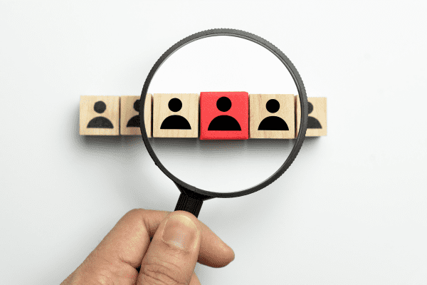 Crea una base de datos de candidatos potencial para la próxima oferta de trabajo con un talent pool